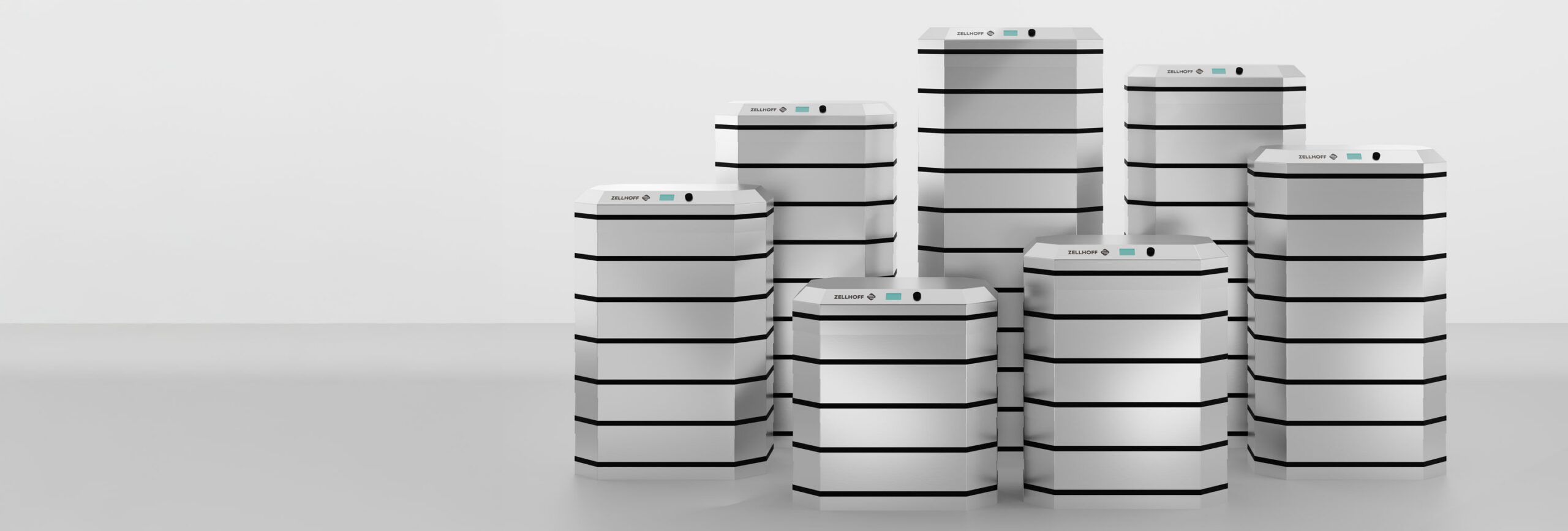 Zellhoff Batteriespeicherlösungen (H2) von 24 bis 60 kWh stehen auf einem grauem Hintergrund